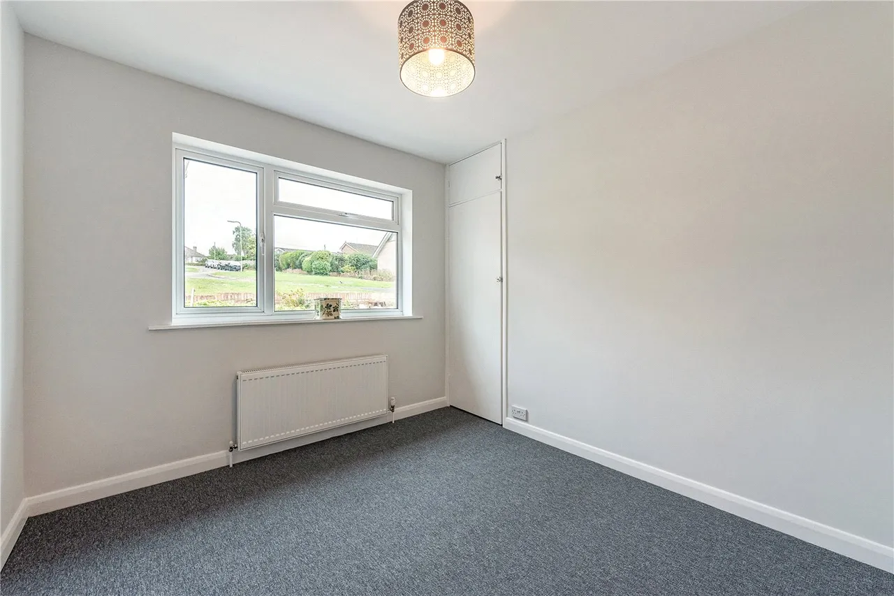 Sunnydown Road, Winchester, Hampshire, SO22, photo 2