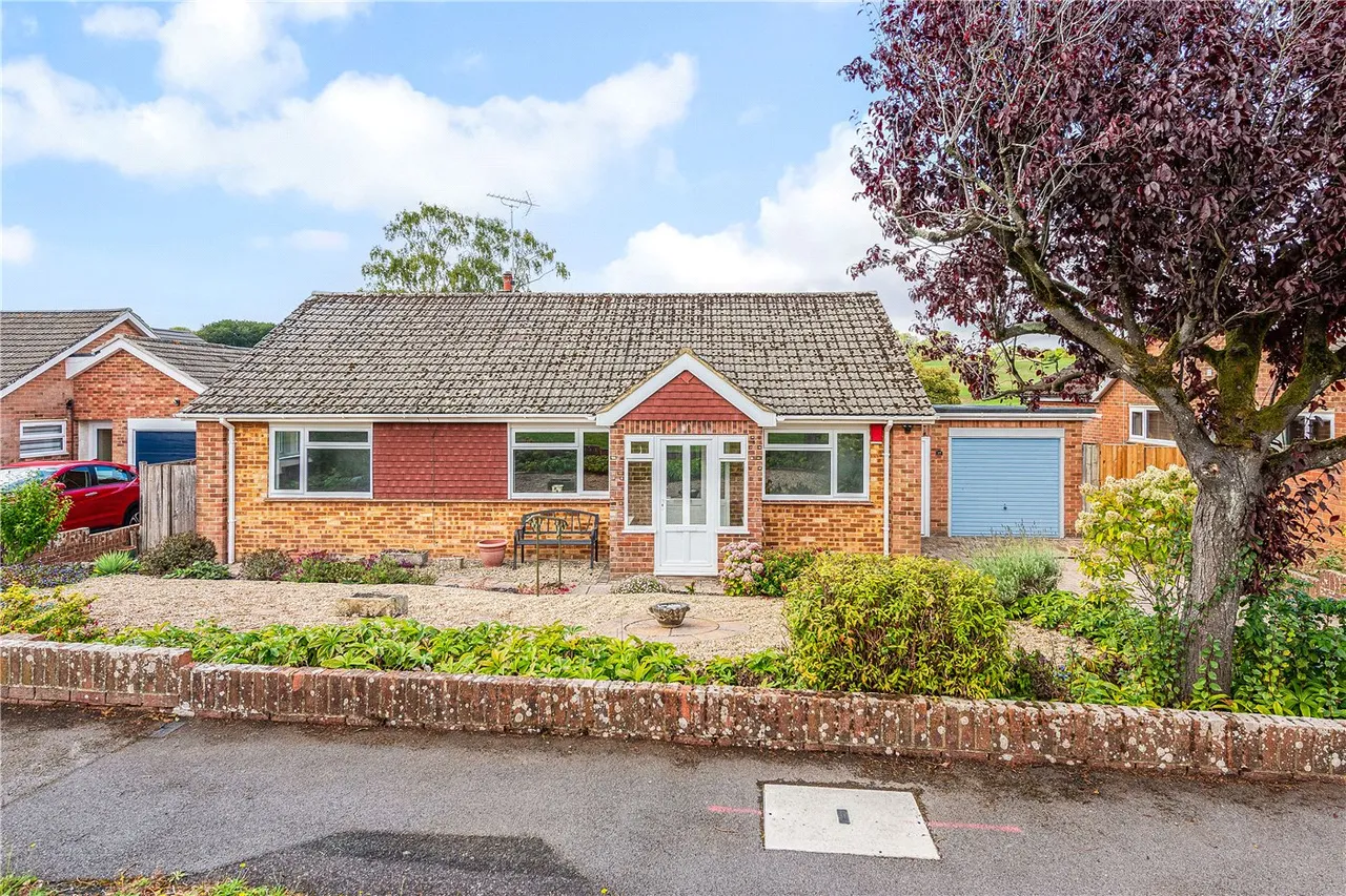 Sunnydown Road, Winchester, Hampshire, SO22, photo 6