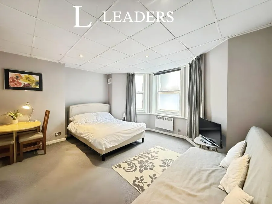 Durley Gardens, Bournemouth, BH2, photo 2