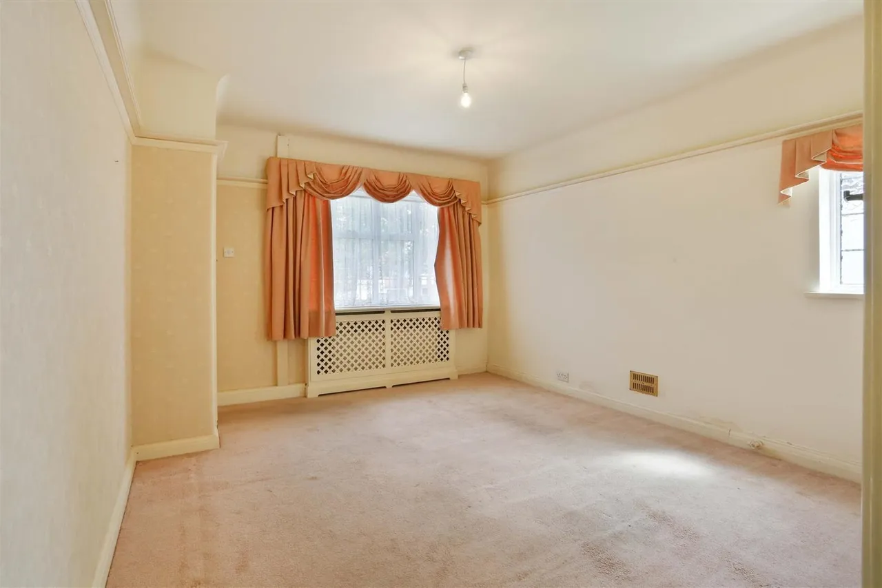 Crossways, Sutton, SM2 5LB, photo 9