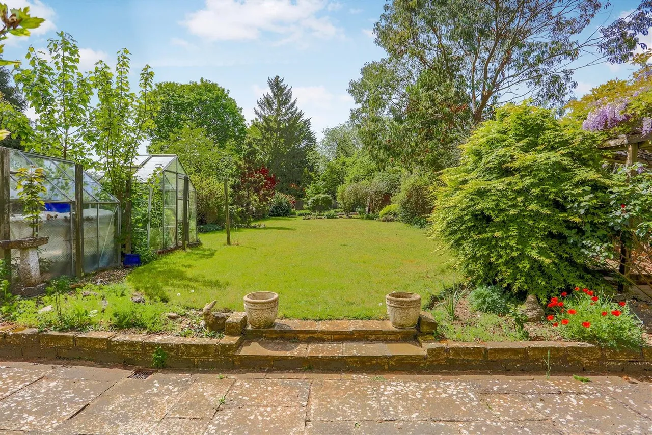 Crossways, Sutton, SM2 5LB, photo 11