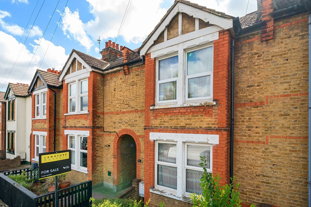 2 bed house for sale, Balfour Road, BR2
