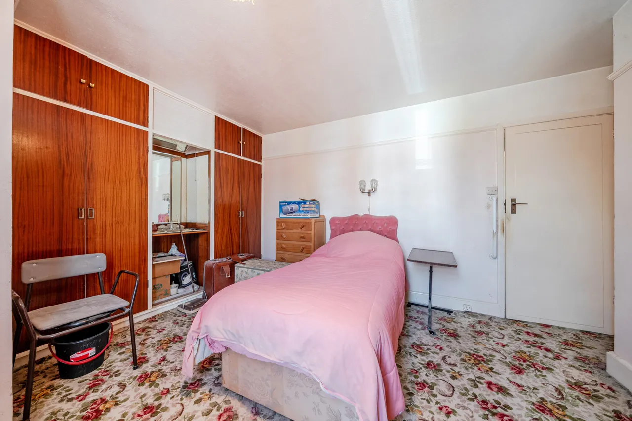 Balfour Road, BR2, photo 11
