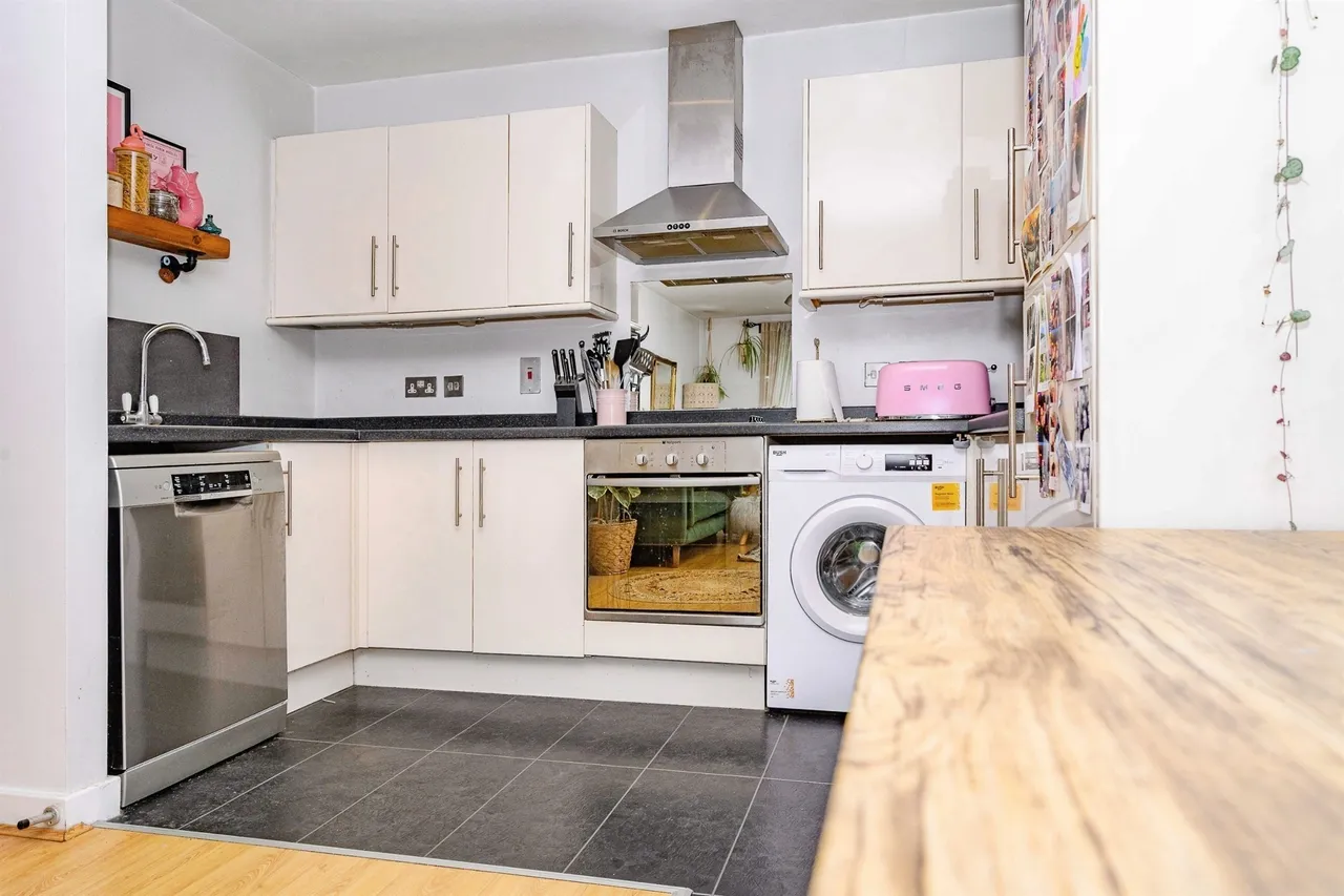 Lawn Lane, Hemel Hempstead, HP3, photo 4