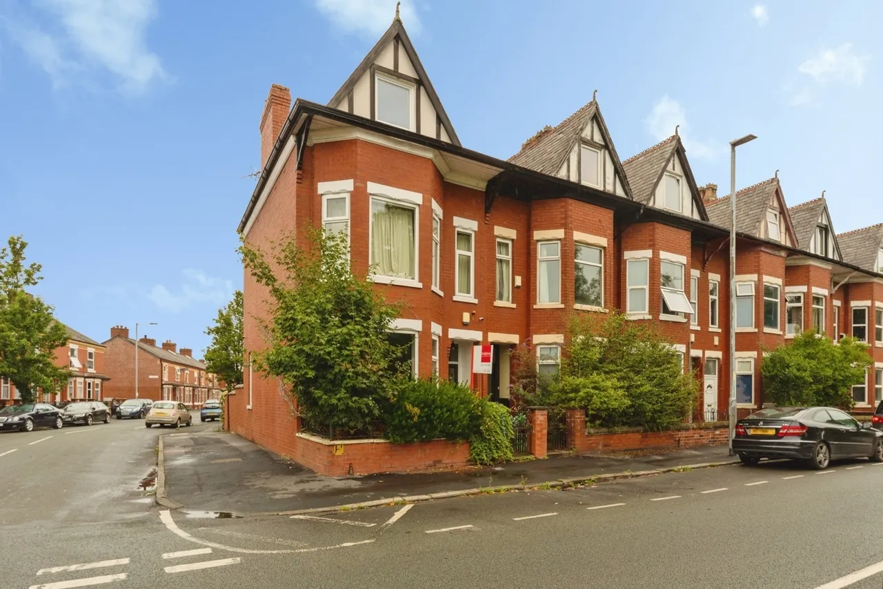 Platt Lane, Manchester, Greater Manchester, M14, photo 36