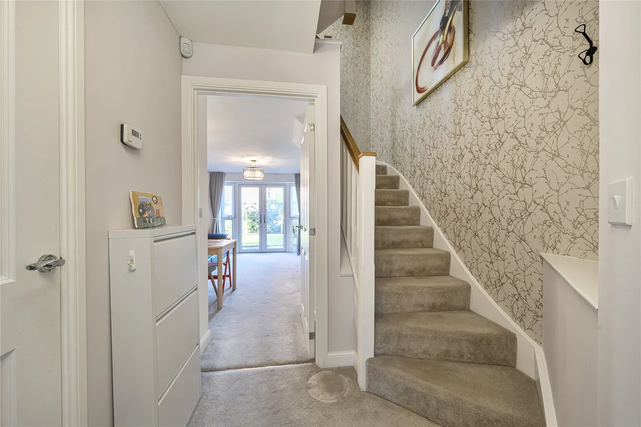 Blackbess Lane, Chertsey, KT16, photo 11