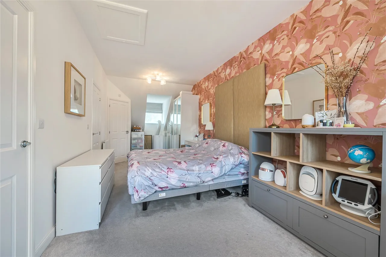 Blackbess Lane, Chertsey, KT16, photo 17