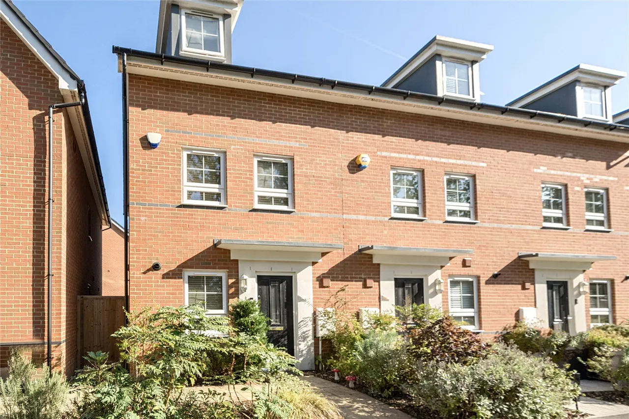 Blackbess Lane, Chertsey, KT16, photo 21