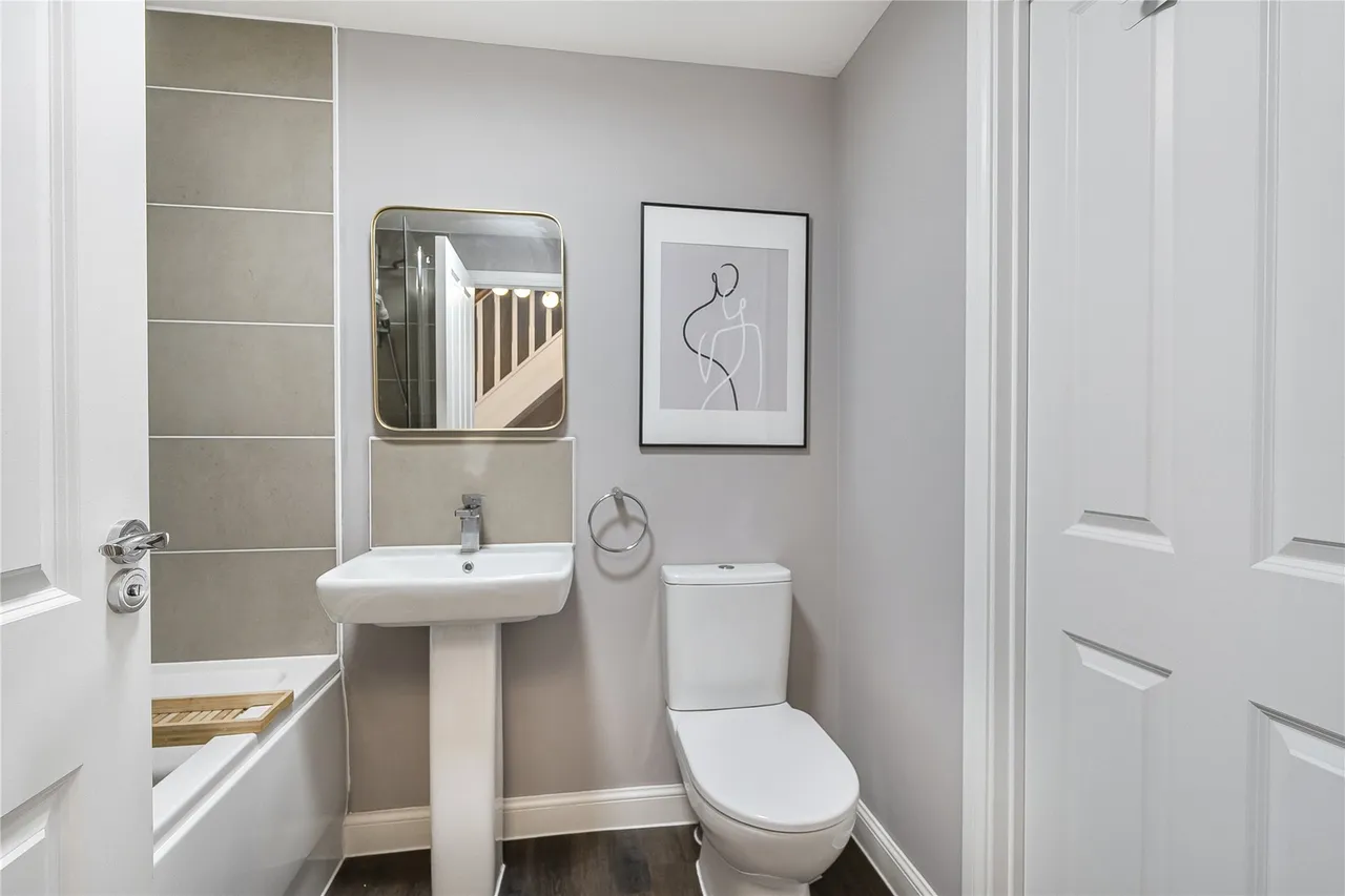 Blackbess Lane, Chertsey, KT16, photo 9