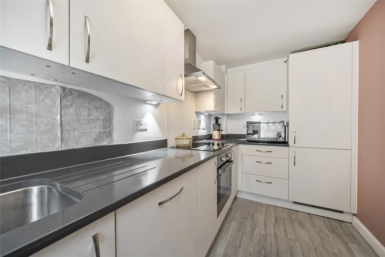 Blackbess Lane, Chertsey, KT16, photo 7