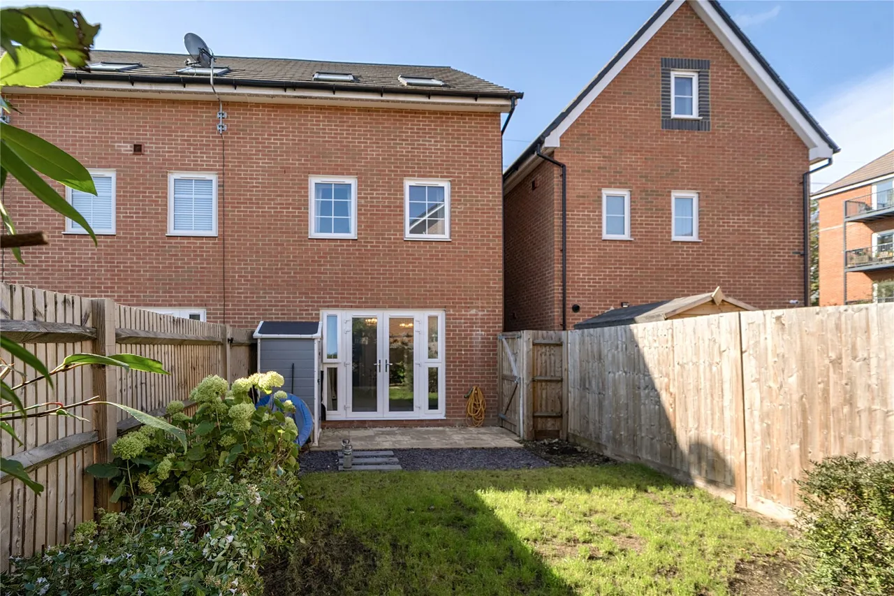 Blackbess Lane, Chertsey, KT16, photo 20
