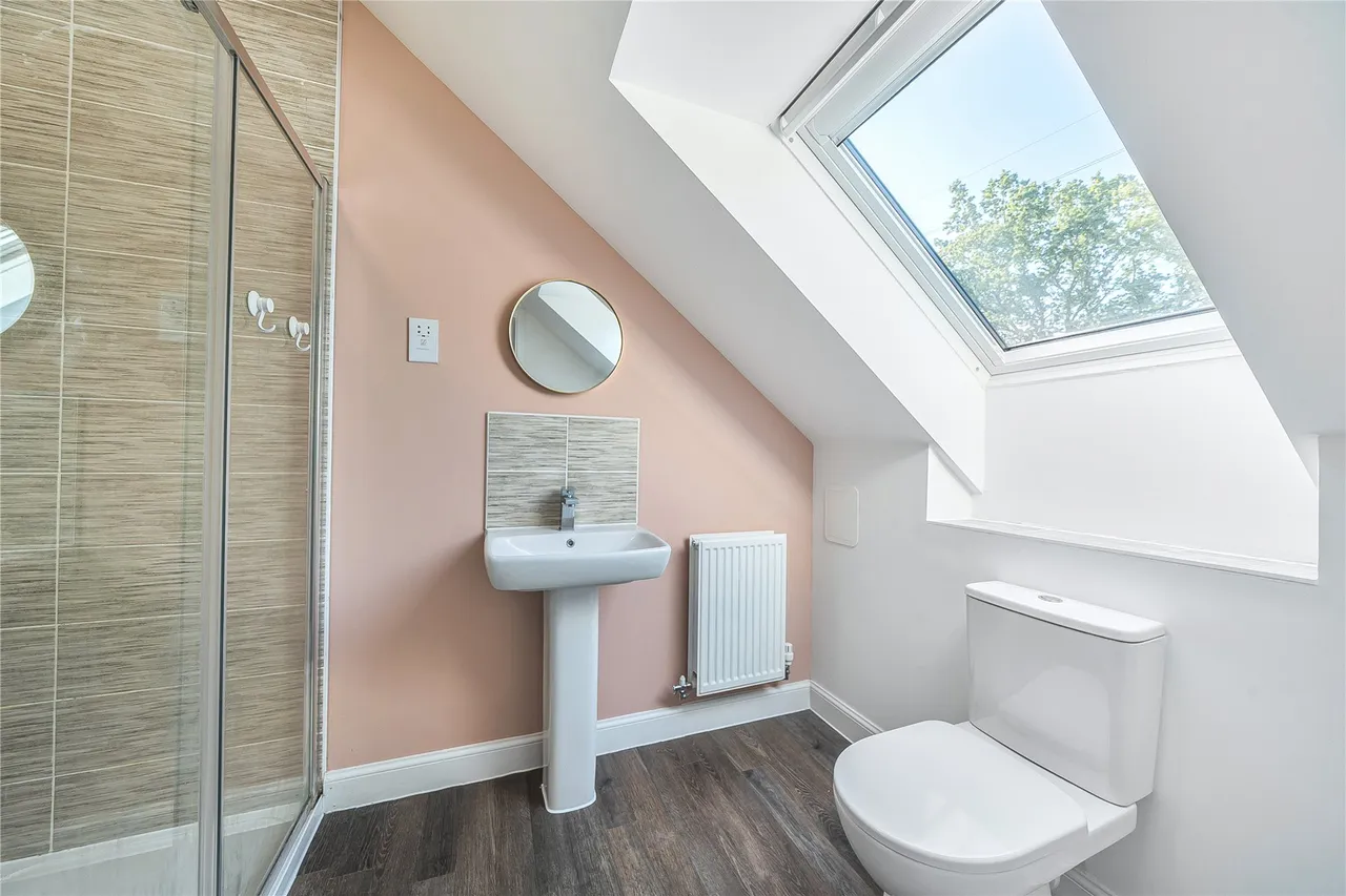 Blackbess Lane, Chertsey, KT16, photo 16