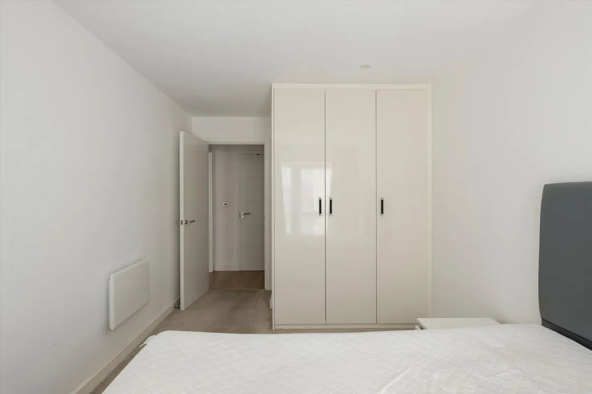 Caversham Road, London, NW9, photo 6