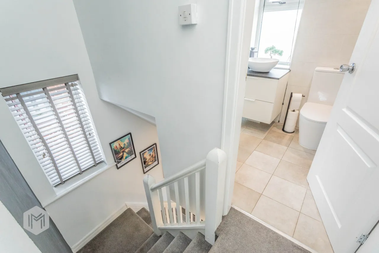 Bolton Road, Pendlebury, Swinton, Manchester, M27 8XA, photo 22