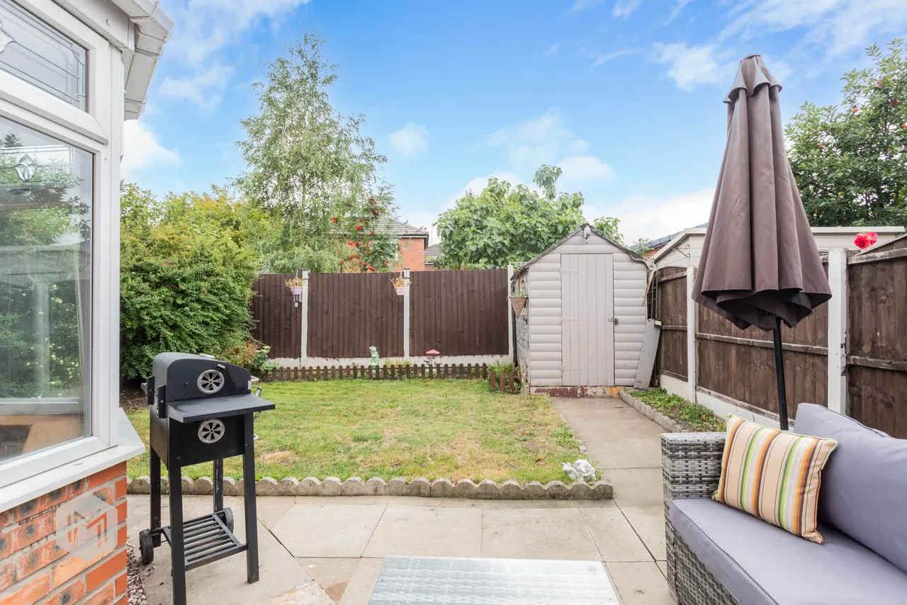 Bolton Road, Pendlebury, Swinton, Manchester, M27 8XA, photo 37