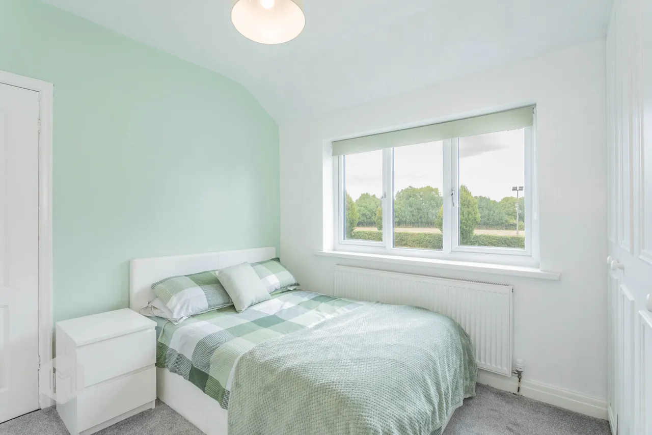 Bolton Road, Pendlebury, Swinton, Manchester, M27 8XA, photo 6