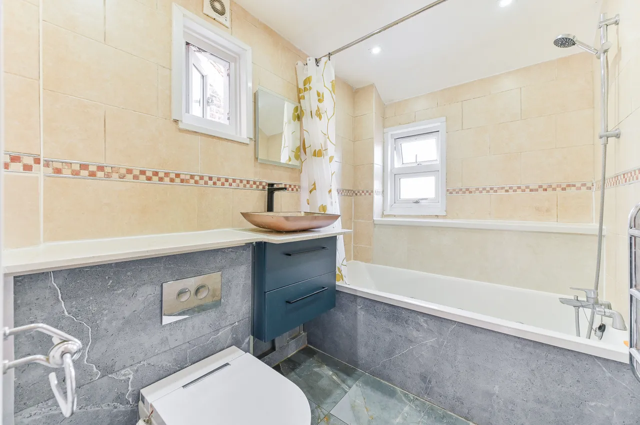 75 Elmwood Road, Croydon, photo 10