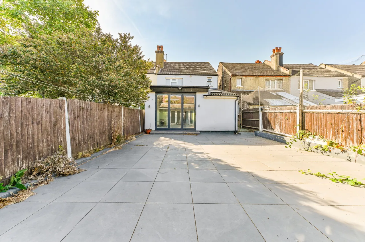 75 Elmwood Road, Croydon, photo 12