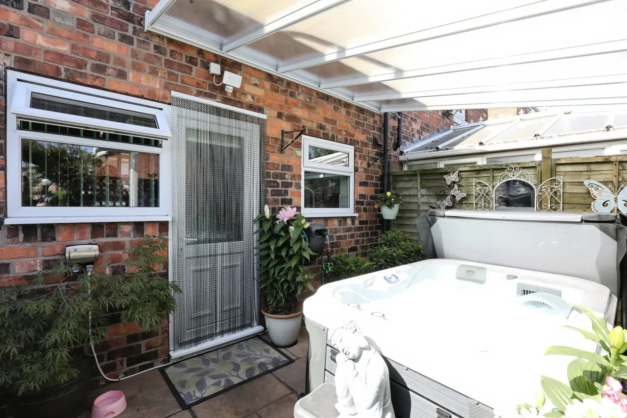 Stoneley Avenue, CREWE, Cheshire, CW1, photo 19