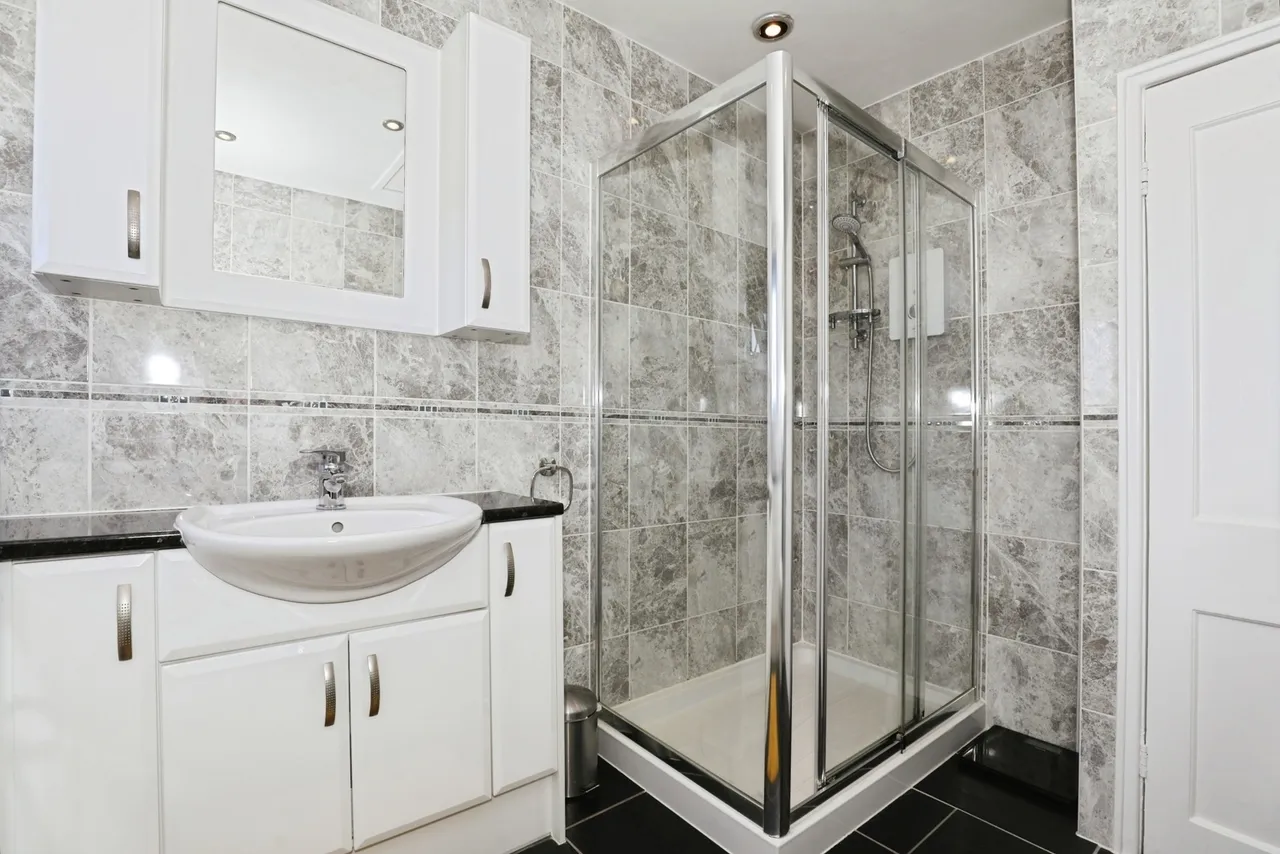 Stoneley Avenue, CREWE, Cheshire, CW1, photo 9