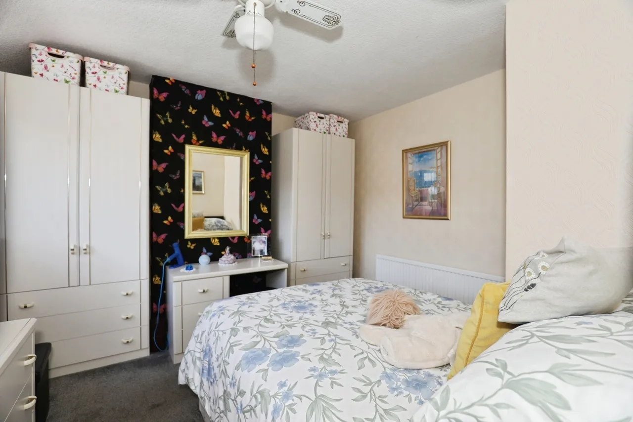 Stoneley Avenue, CREWE, Cheshire, CW1, photo 11