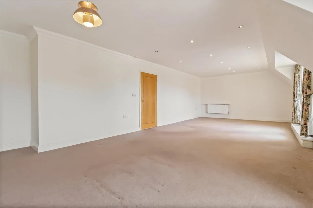 Cissbury Road, Worthing, photo 17
