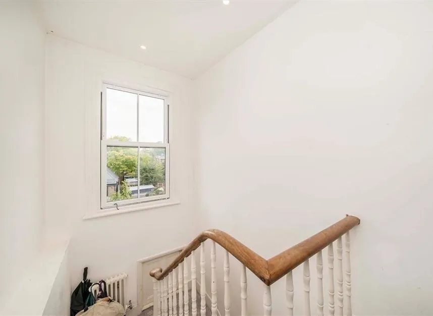 Stanley Road, Teddington, TW11, photo 2