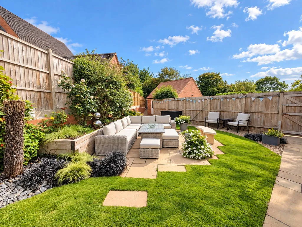 Rotherham Close, Cawston, Rugby, CV22 7TG, photo 12