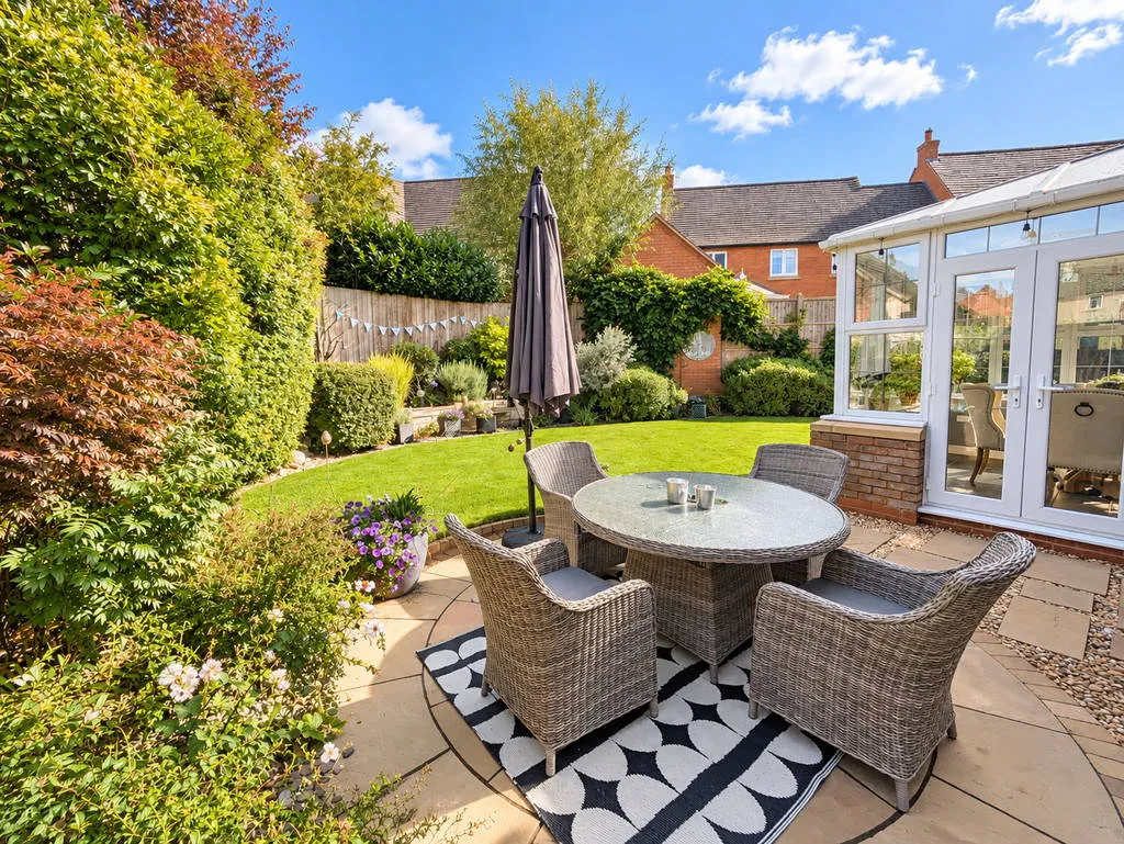 Rotherham Close, Cawston, Rugby, CV22 7TG, photo 11