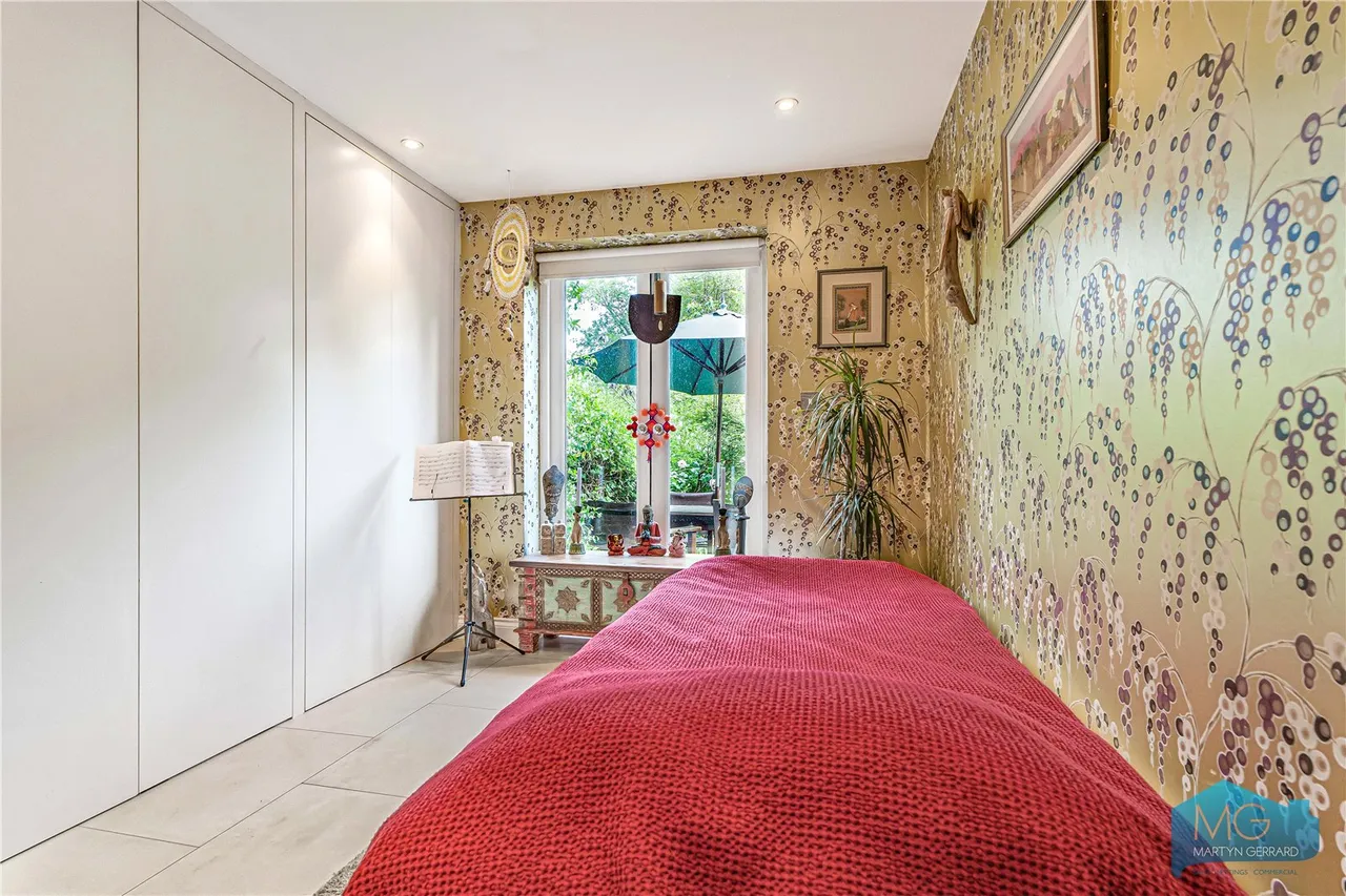 Mount View Road, London, N4, photo 7