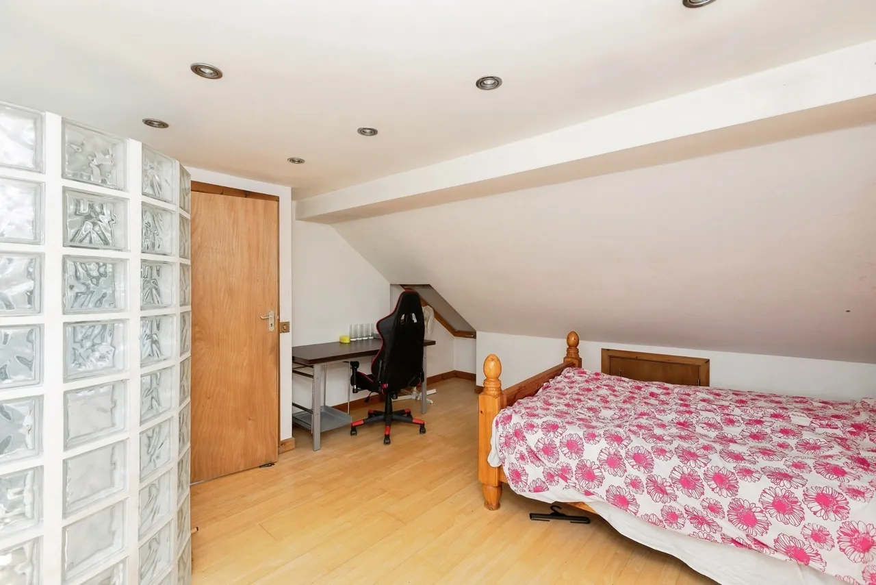 Brantwood Gardens, Ilford, IG4, photo 25
