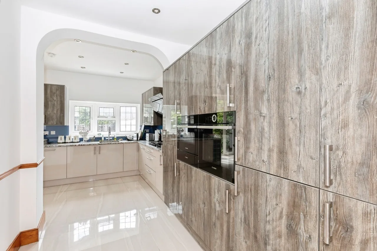 Brantwood Gardens, Ilford, IG4, photo 12