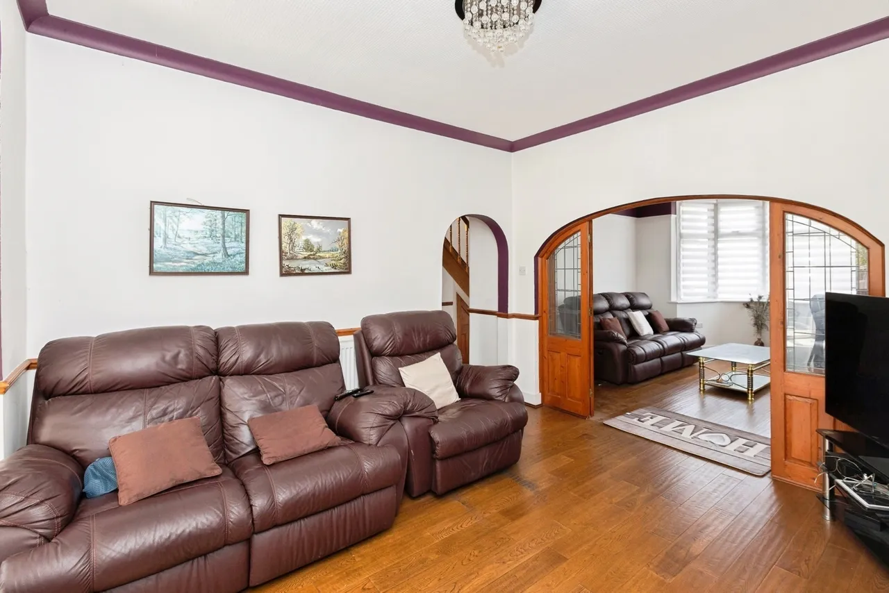 Brantwood Gardens, Ilford, IG4, photo 6