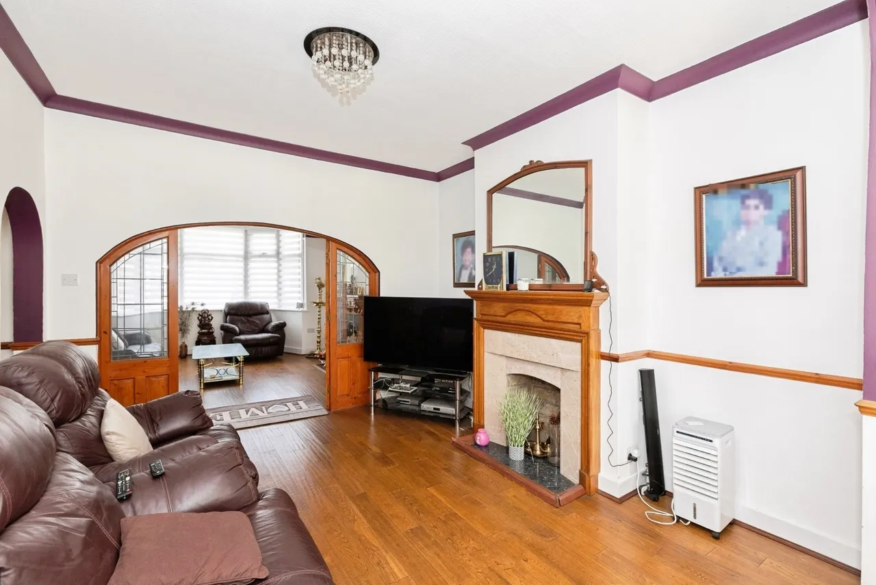 Brantwood Gardens, Ilford, IG4, photo 5