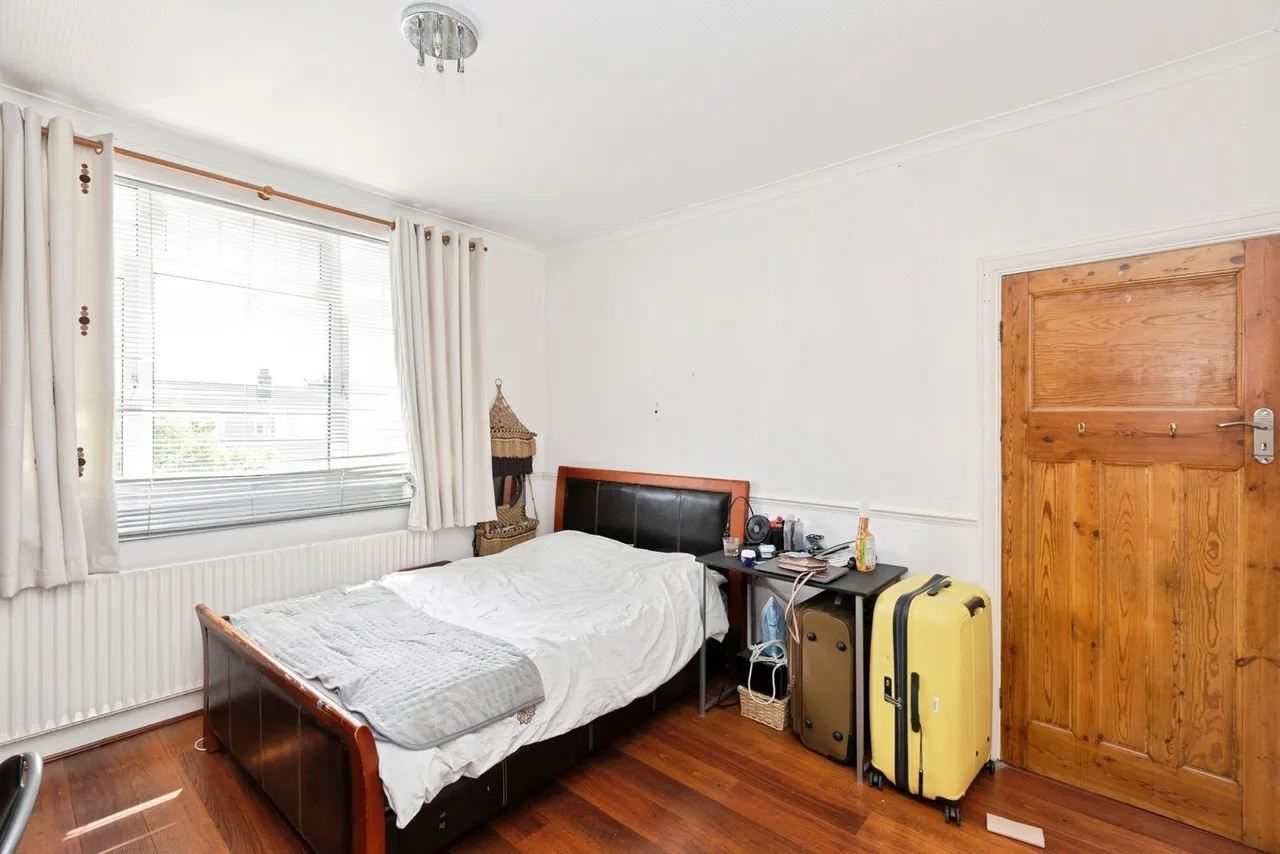 Brantwood Gardens, Ilford, IG4, photo 18