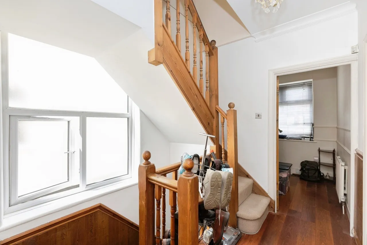Brantwood Gardens, Ilford, IG4, photo 23