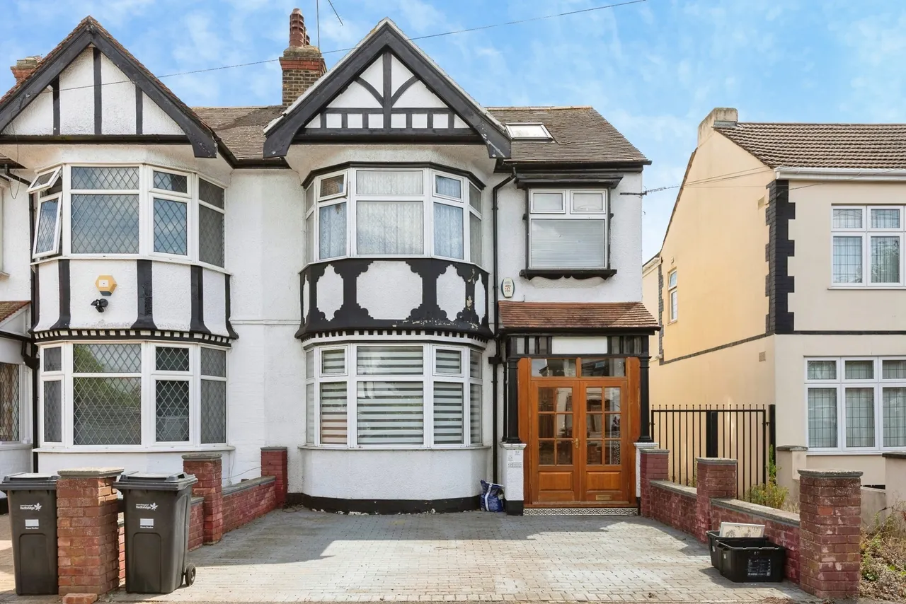 Brantwood Gardens, Ilford, IG4, photo 37