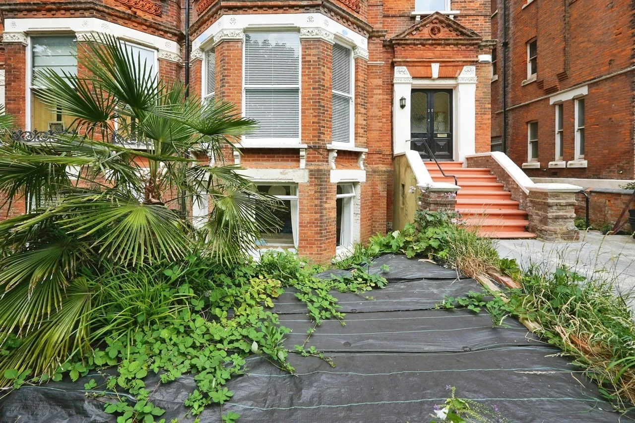 Castle Hill Avenue, Folkestone, Kent, CT20, photo 18