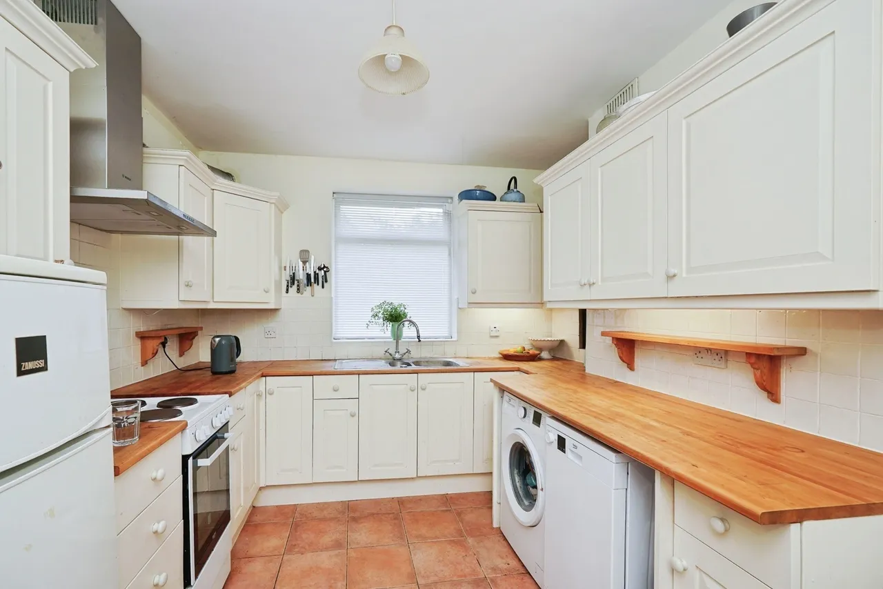 Castle Hill Avenue, Folkestone, Kent, CT20, photo 13
