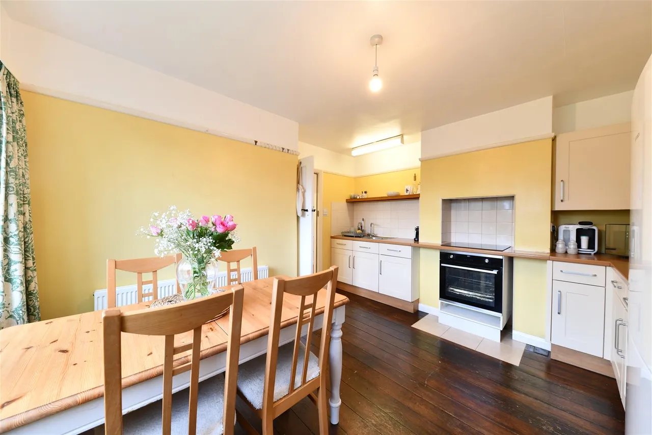 Gipsy Lane, Knebworth, Herts, SG3 6DJ, photo 14