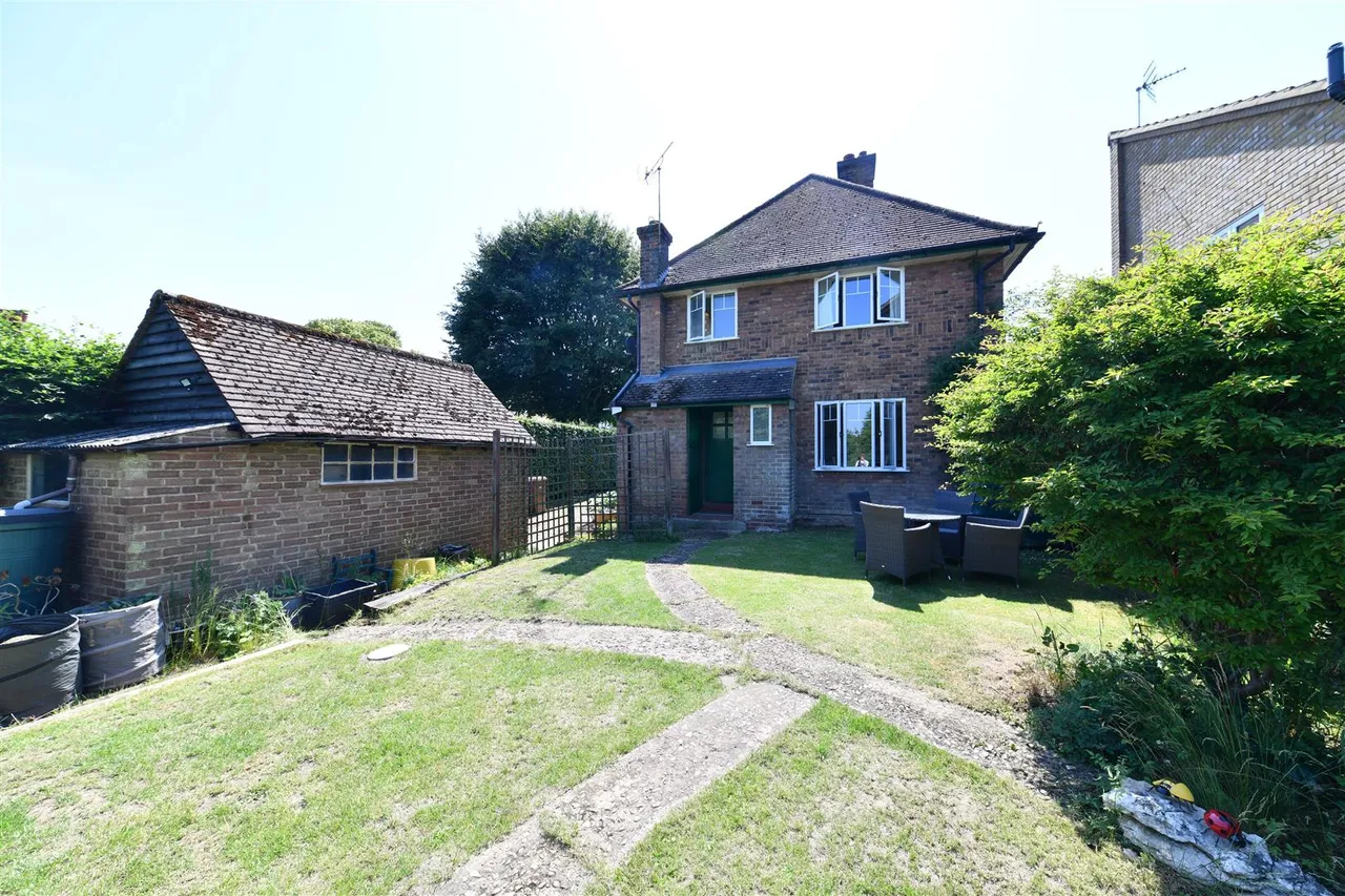 Gipsy Lane, Knebworth, Herts, SG3 6DJ, photo 25
