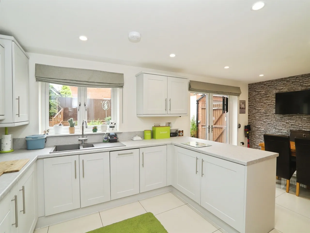 Brynteg Green, Beddau, Pontypridd, photo 4