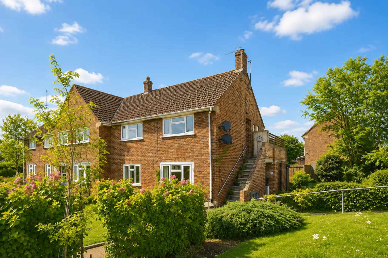 2 bed flat for sale — Coldnailhurst Avenue, Braintree, CM7 5QA