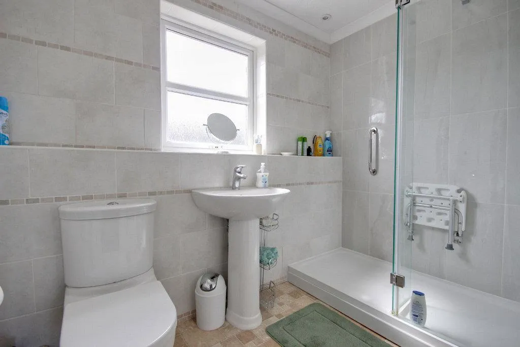 Inglefield Close, Beverley, photo 14