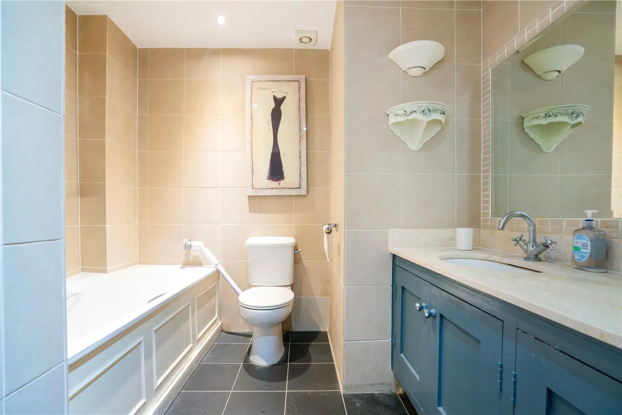 Mallard Place, Twickenham, TW1, photo 10