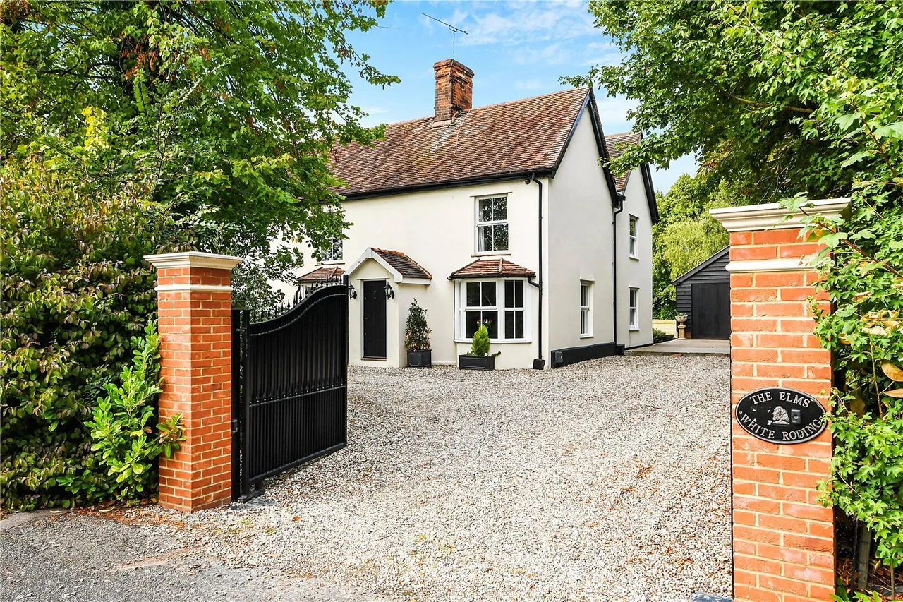 5 bed house for sale, White Roding, Dunmow, CM6