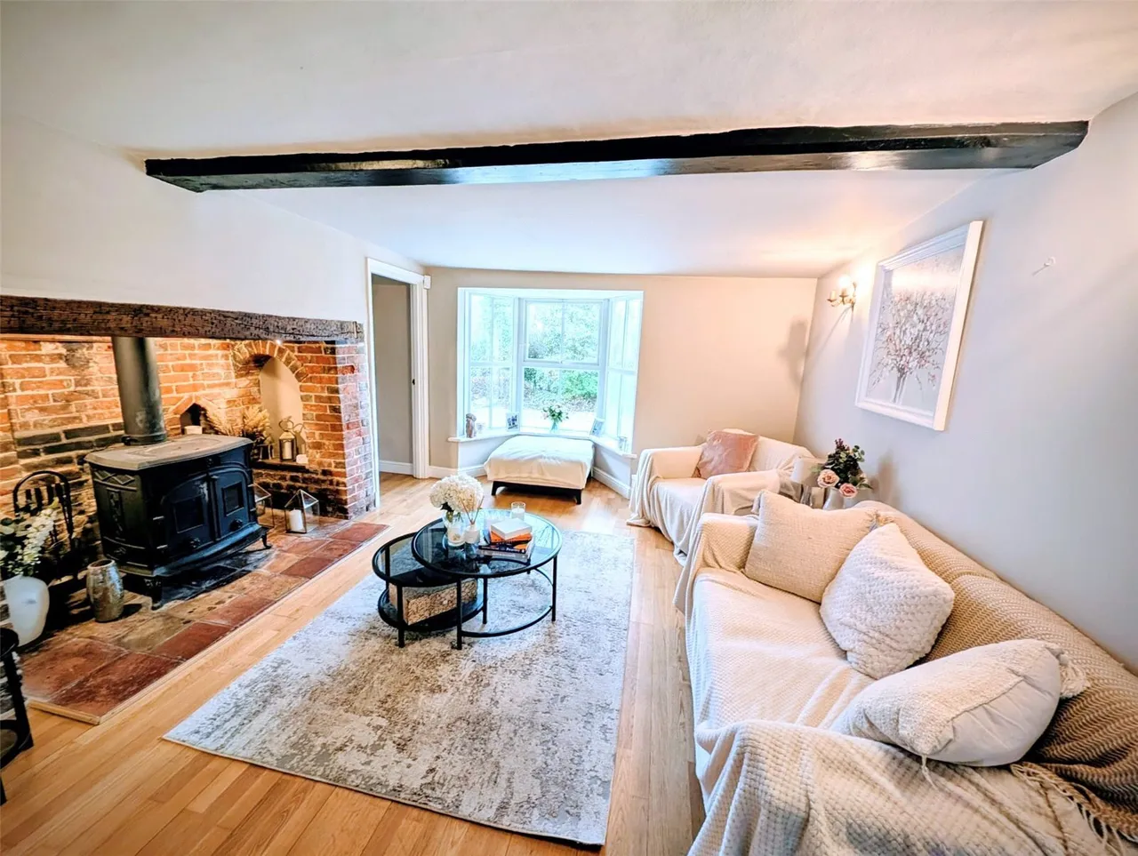 White Roding, Dunmow, CM6, photo 3