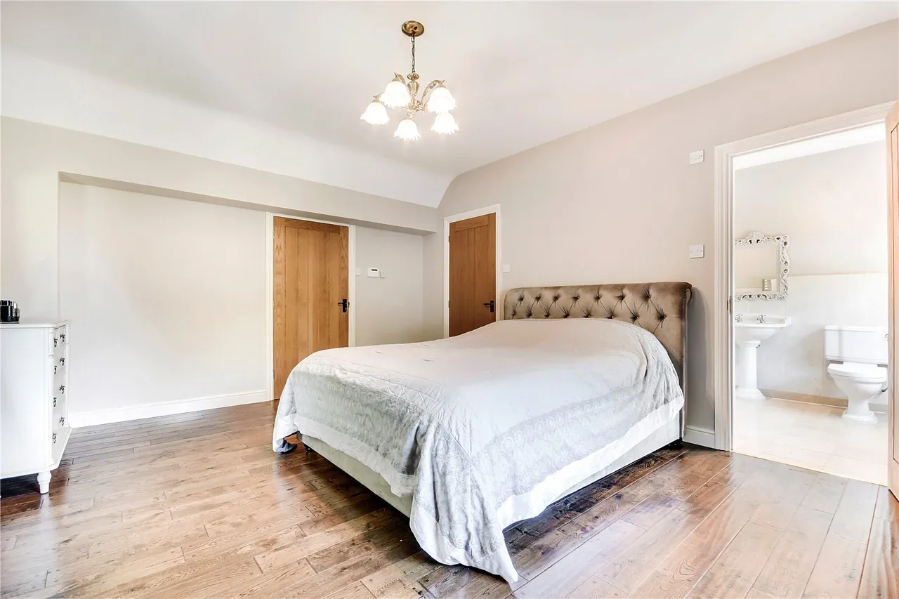 White Roding, Dunmow, CM6, photo 16