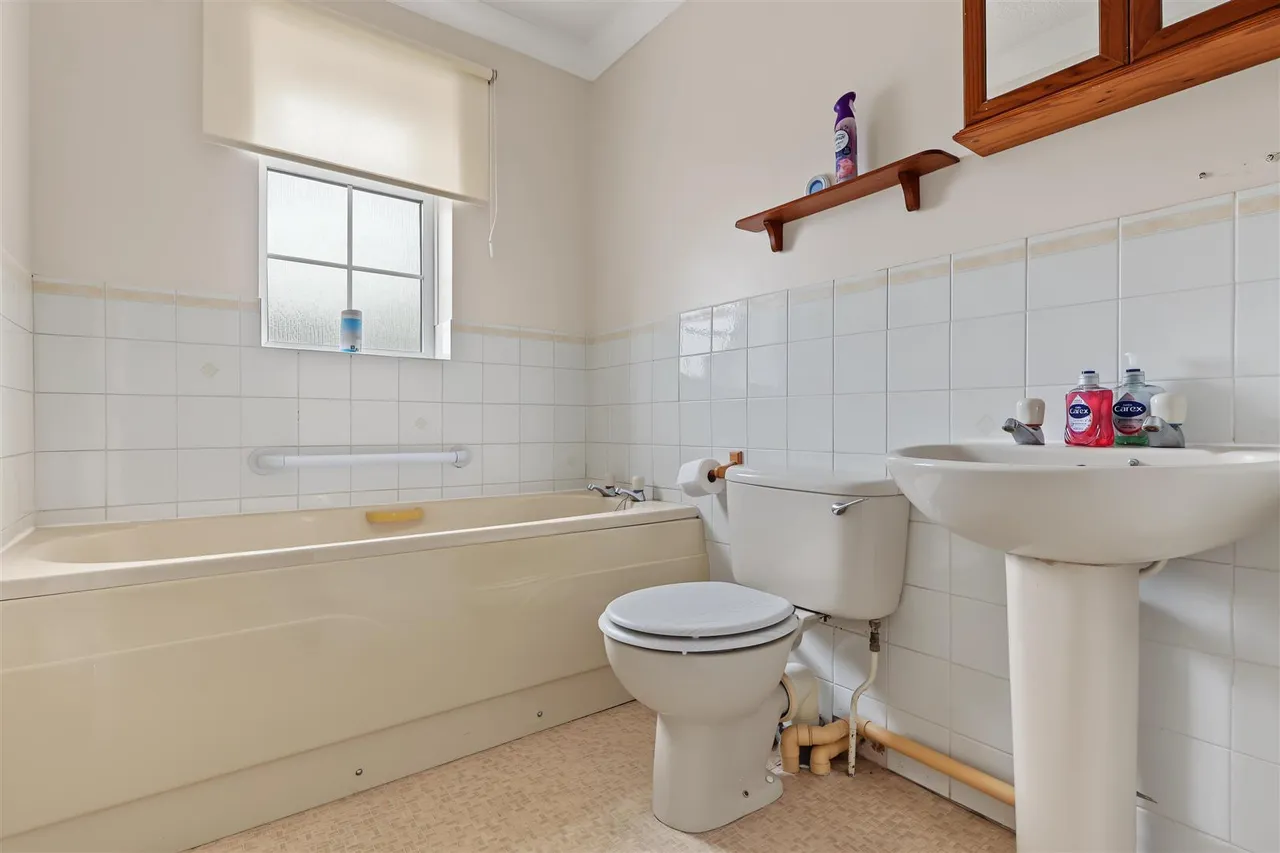 Hinton View, Haddenham, CB6, photo 9
