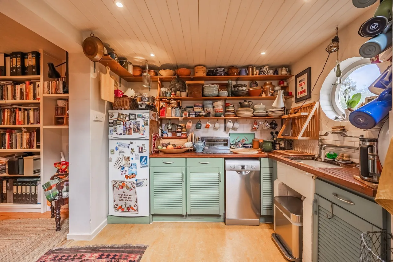 Characterful Cottage in Cringleford, photo 5